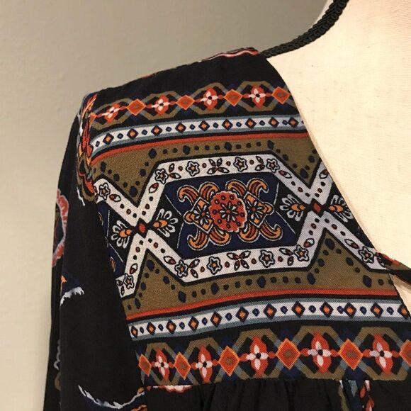 Long sleeve floral dress - Picture 2 of 11